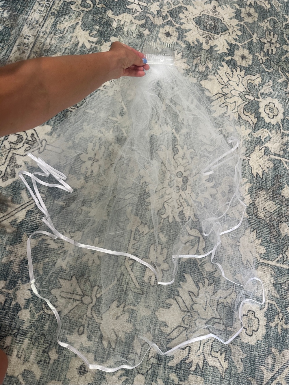 White Bridal Veil with Satin Trim